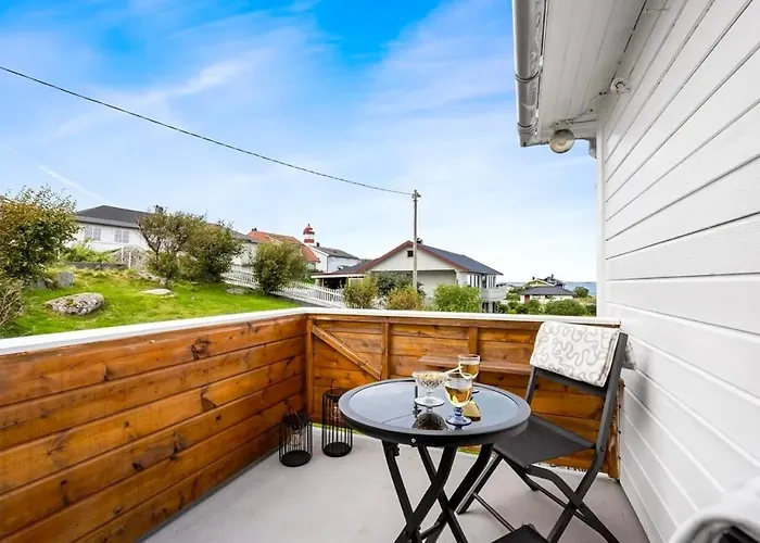 Holiday home Nesheim *